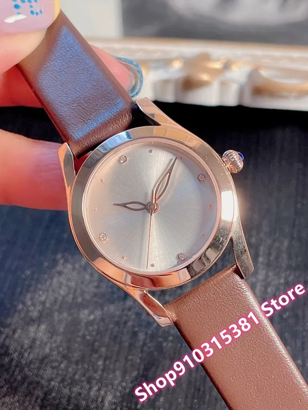 Classic New Women Crystal Diamond Watches Orologio da polso al quarzo con zirconi in acciaio inossidabile impermeabile Orologio da 30 mm in pelle nera AAA +