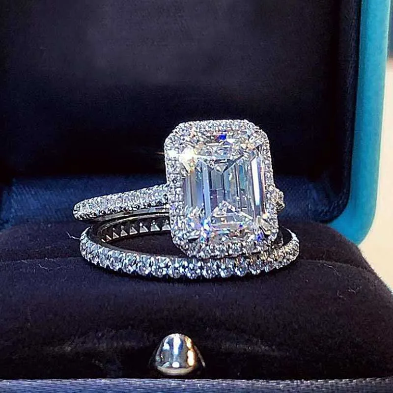 Emerald Cut 2CT Lab Diamond Pierścień Pierścień 925 Srebrny Srebrny zaręczyny Pierścienie dla kobiet biżuteria dla kobiet Bridal Party Y0723
