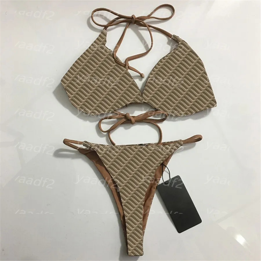 Nova Chegada Biquinis Set Carta Impresso Split Swimwear Mulheres Moda Férias Beachwear Sexy Acolchoado Terno Banheira