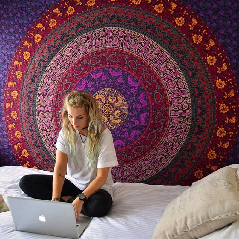 Tapisserie de mandala indien Tenture murale Sandy Beach Jeter Tapis Couverture Tente de camping Matelas de voyage Tapisserie de couchage bohème 210609