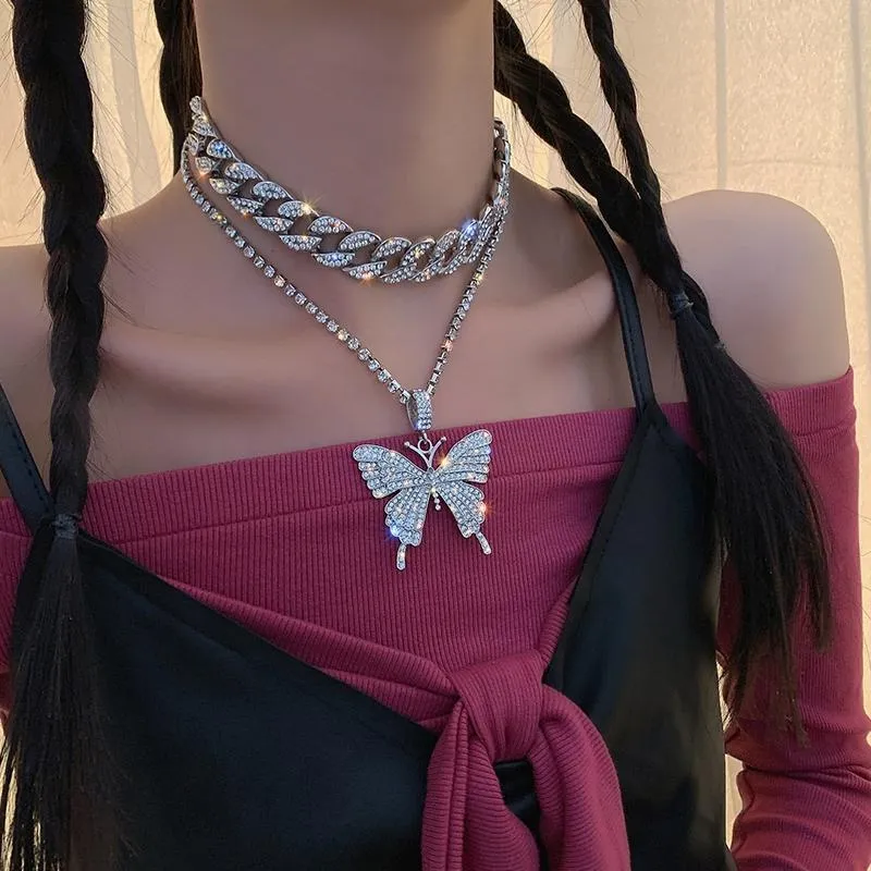 Hängsmycke Halsband Stor Rhinestone Butterfly Glänsande Dubbel Halsband Kvinnor Ins Nisch Ljus Lyx Hip Hop Tillbehör Clavicle Chain