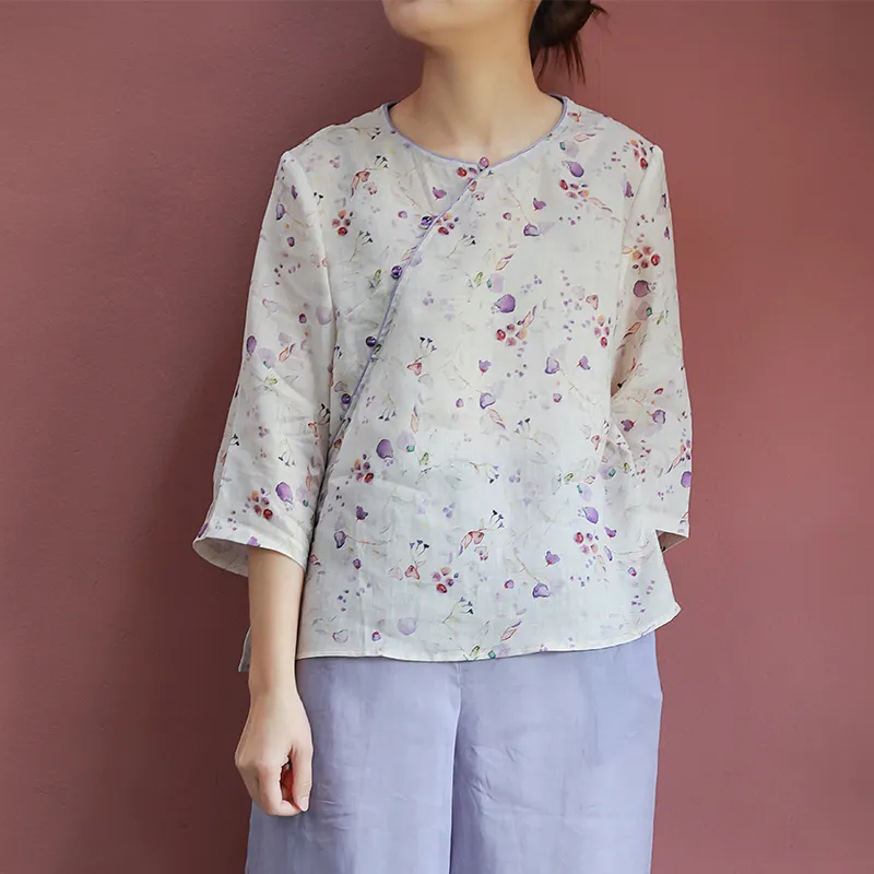Johnature femmes Style chinois chemises et hauts imprimer Blouses florales col rond sept manches pull chemises été Ramie haut 210521