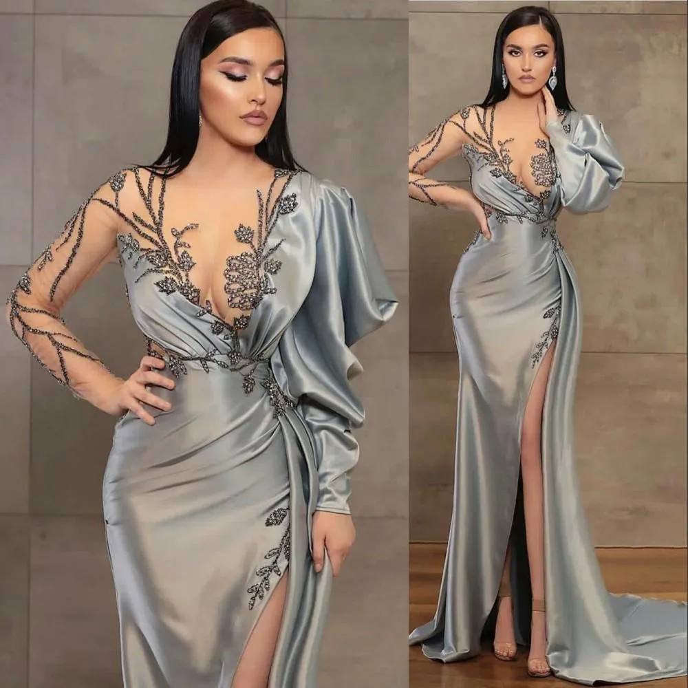 2021 Silbermantel mit langen Ärmeln Abendkleider tragen Illusion Kristall Perlen High Side Split bodenlangen Partykleid Ballkleider Open Back Robes De Soir￩e