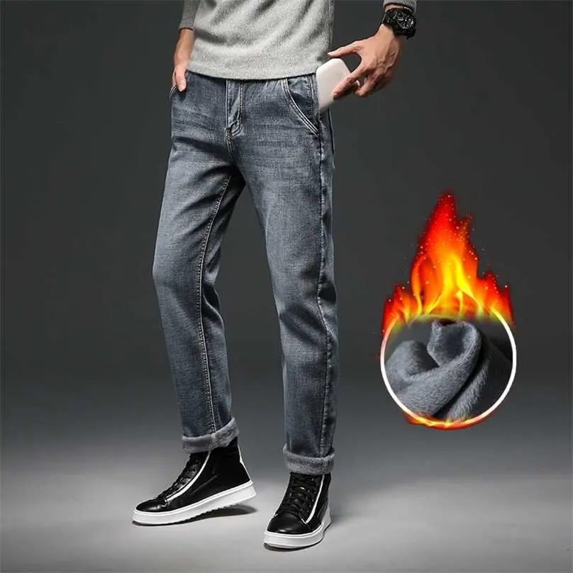 Diseño de cremallera antirrobo Pantalones vaqueros cálidos de invierno para hombre Gris Azul Algodón de alta calidad Slim-fit Stretch Denim Pantalones Pantalones de marca masculina 211111