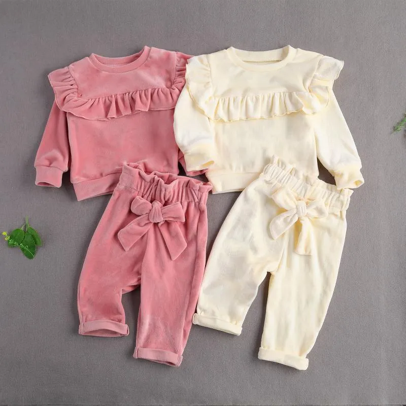 Kleidungssets 0–12 Monate Kleinkind Baby Mädchen Outfit-Sets aus glattem Samt, Rundhalsausschnitt, Rüschenbesatz, Oberteil, elastische Taille, Schleife, Hosenkleidung