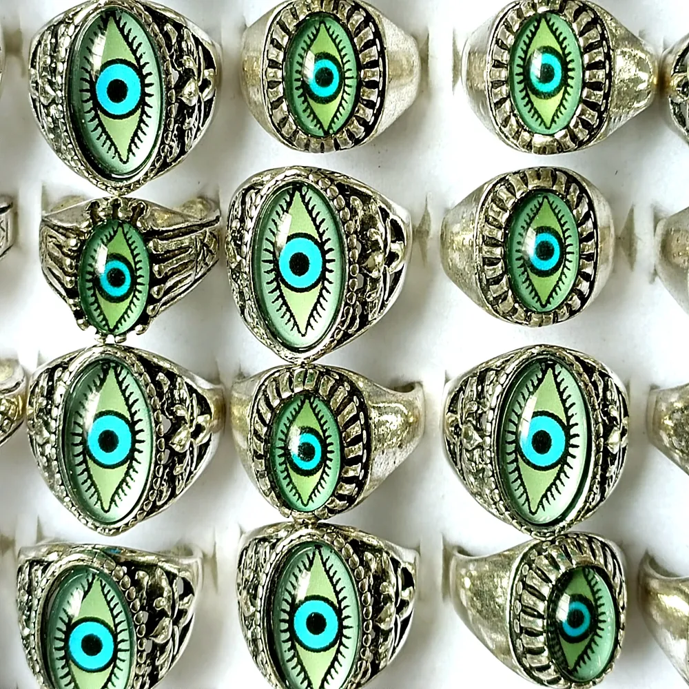 Vente en gros 30 Mix Eyeball Ring Unique Design Evil Eyes Silver Rings Vintage Hommes Femmes Punk Rocker Cool Bandes Homme Garçon Bijoux Faveur