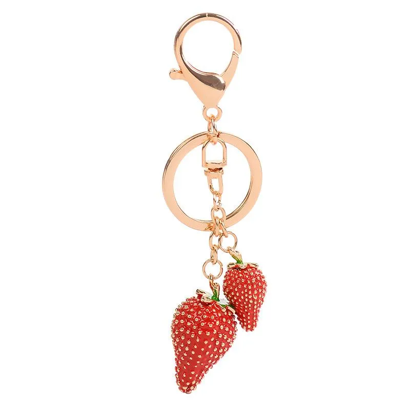 Portachiavi 5 Pcs 2021 Carino Smalto Rosso Pianta Fragola Portachiavi Regali Creativi Donne Borsa Charms Portachiavi Anelli Fibbia Titolare Catena