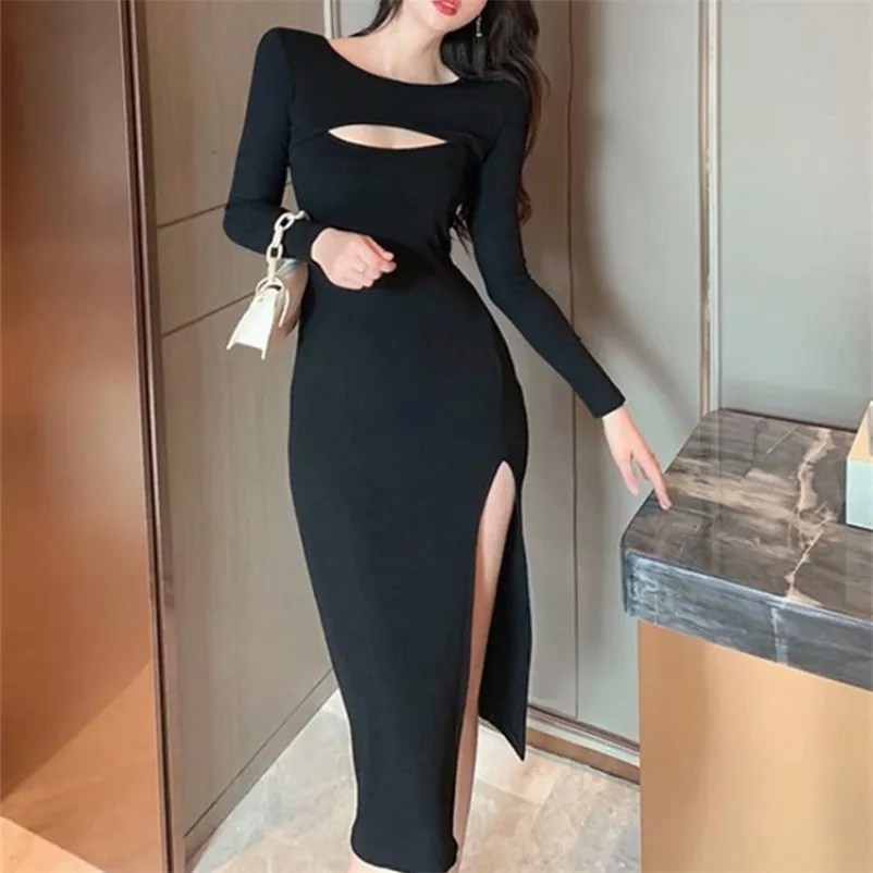 Femme sexy noir mince évider longue robe tricotée printemps mode dames fente latérale es femme élégante fête 210515