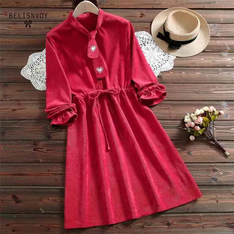 Japonés Mori Girl invierno otoño vestido mujer bordado corazón manga larga pana Vestidos azul marino rojo Vintage Vestidos 210520