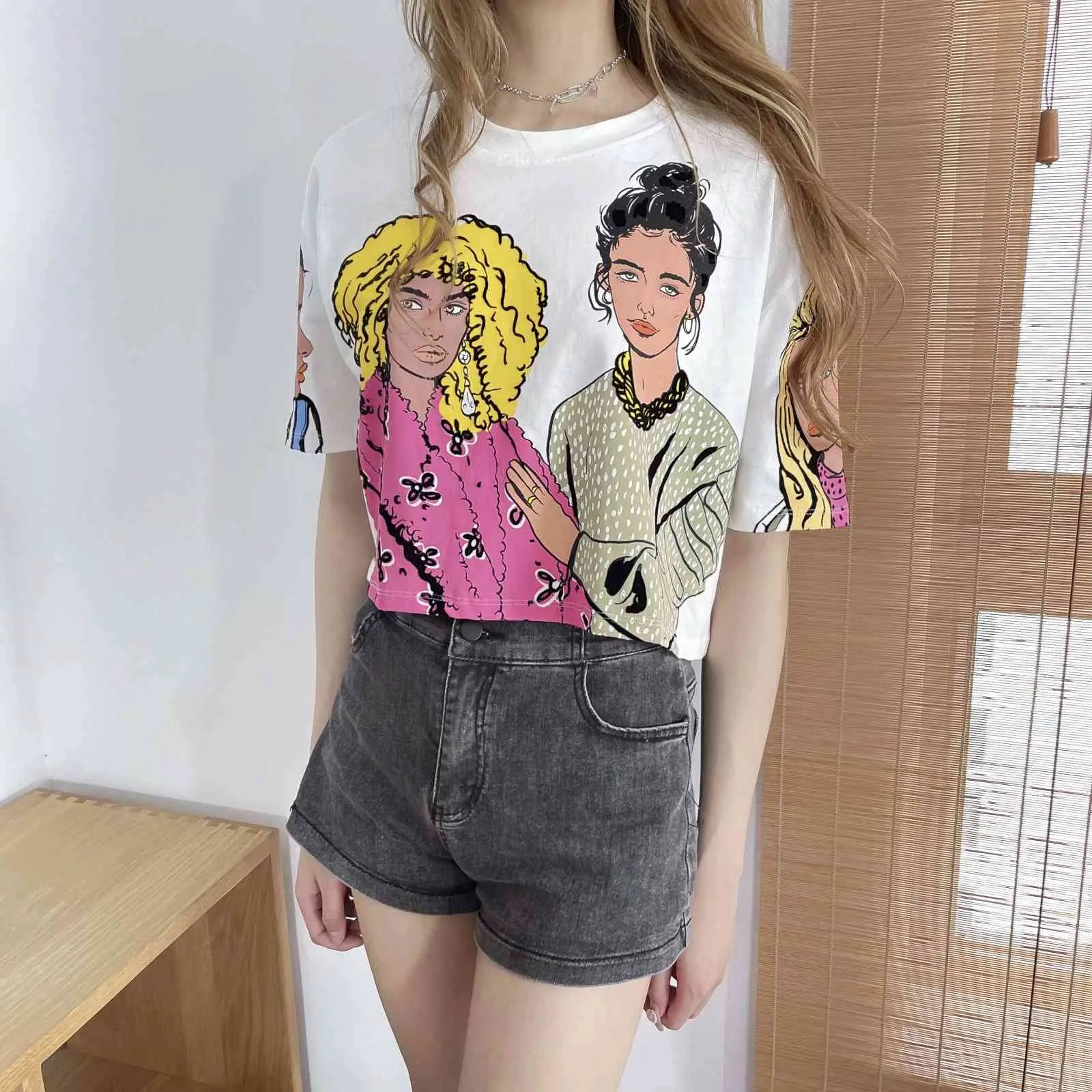 漫画の女の子プリント女性のゆるいラウンドネック半袖Tシャツ原宿かわいいシックな女性トップス210507