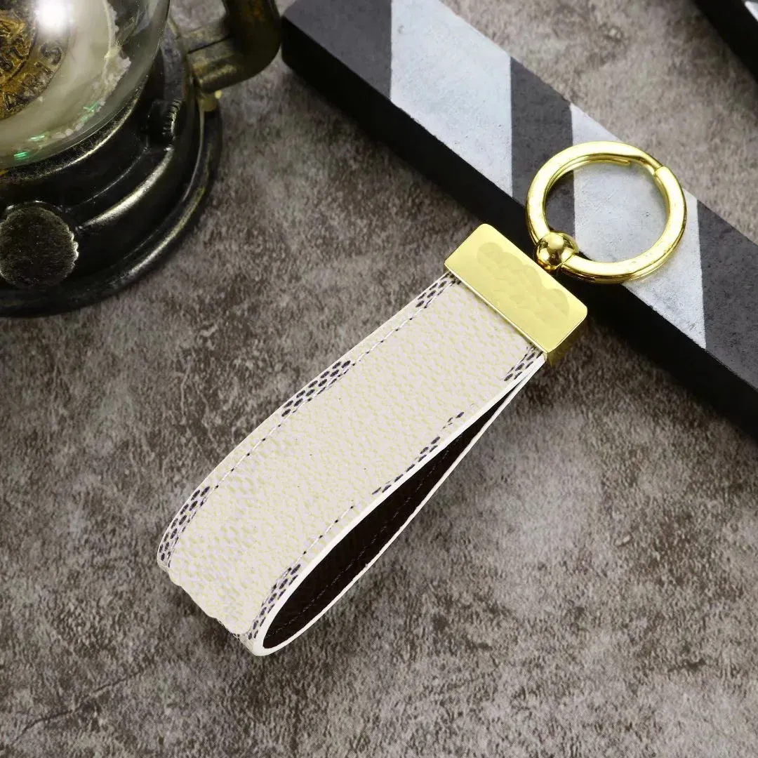 2021 Luxury Keychain High Qualtiy Key Chain & Key Ring Holder Brand Designers Key Chain Porte Clef Gift Men Women Car Bag Keychains