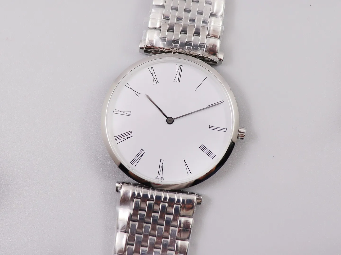 N1 Factory Ultra Thin Women's Watch 24mm-33x4mmm مع Cal.L420 الياقوت الكريستال الزجاجية مرآة مقاومة للماء