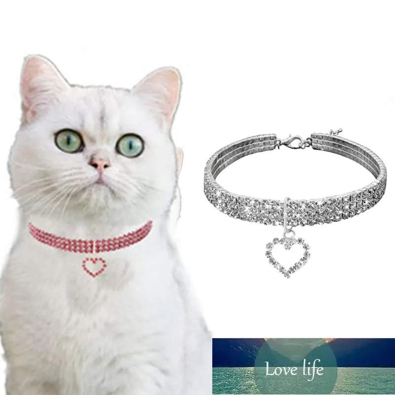 Collier en cristal pour animaux de compagnie Coeur Chats Chiens Colliers Accessoires pour animaux de compagnie brillants Collier réglable Bling pour chats chiot Prix usine conception experte Qualité Dernier style original