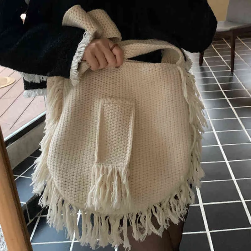 Torby na zakupy Casual Crochet Hobo Damskie Ramię Tassel Projektant do przędzy Knitting Crossbody Kobiet Torebki 220303