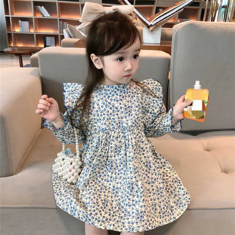 Ragazze Sweet Floral Dress Primavera Autunno Bambini Flying Sleeve Abiti da principessa 3-7Y Abbigliamento per bambini Neonata Costumi casual Q0716