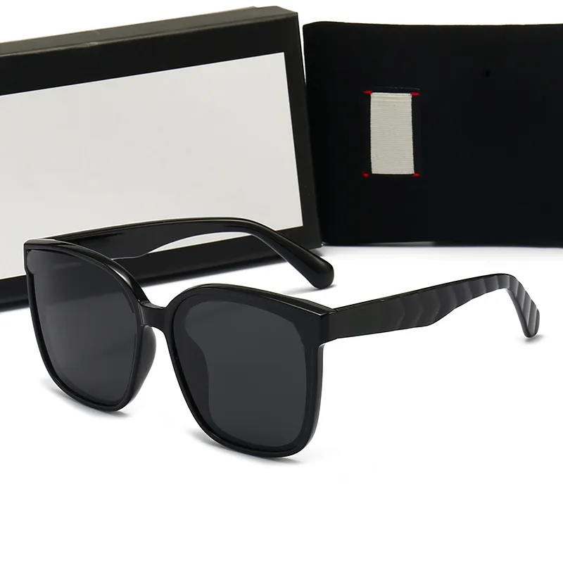 패션 브랜드 Mens Womens Sun glasses 디자이너 선글라스 럭셔리 라운드 메탈 선글래스 브랜드 남성용 여성용 미러 유리 렌즈 박스 및 케이스 포함