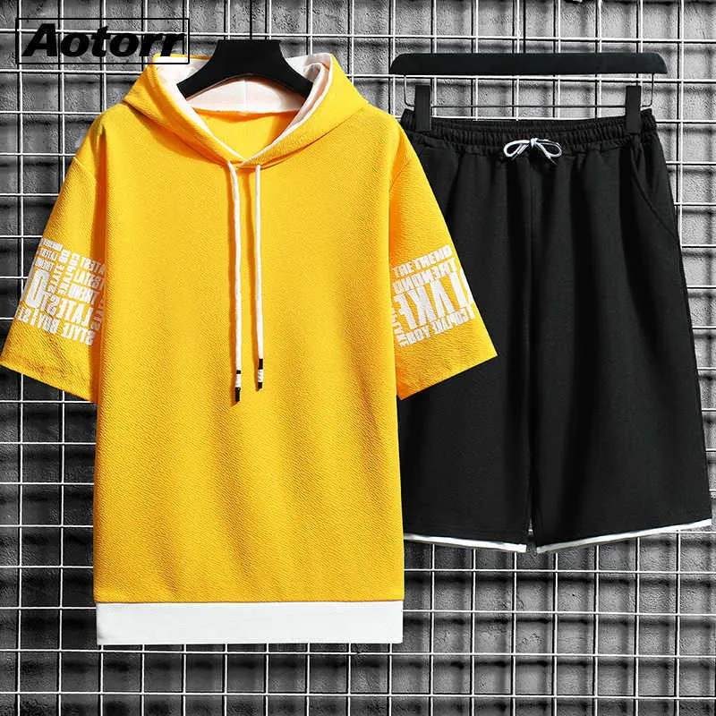 Men Casual Set Hooded Sweatshirt Short Sleeve T-shirt Shorts Male Jogging Sports Suit Tracksuit Outfit Summer Street Style 211006