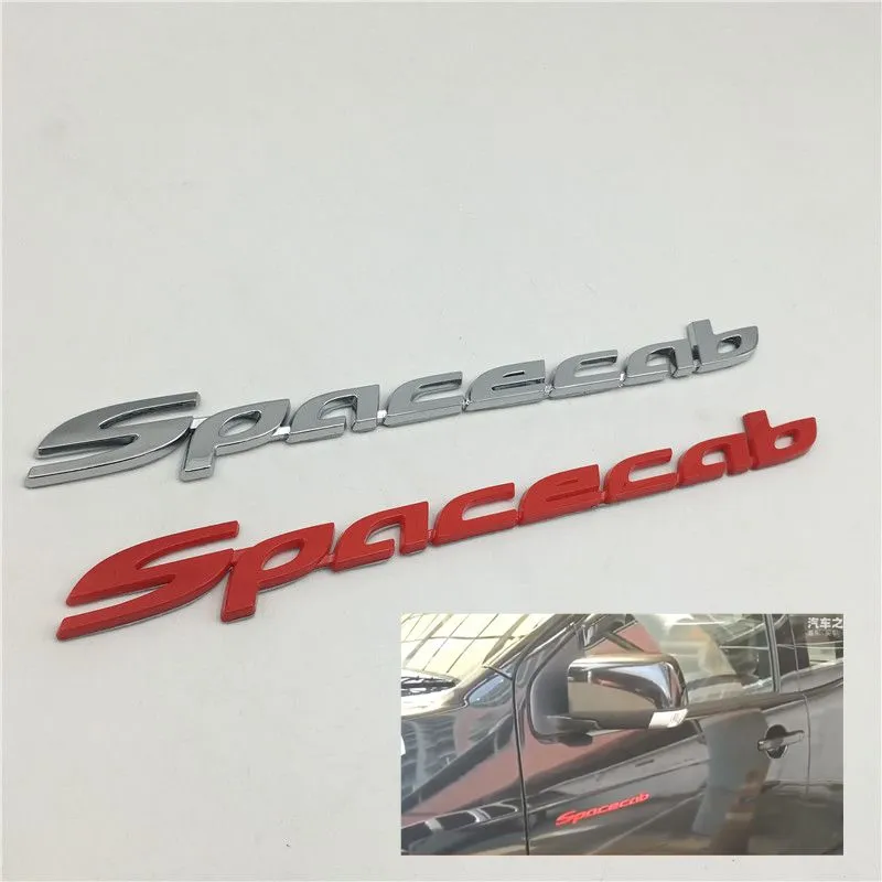 Etiqueta engomada universal del coche Spacecab Puerta del lado Emblema Decal Insignia Logotipo de ISUZU D-MAX DMAX 2002-2019
