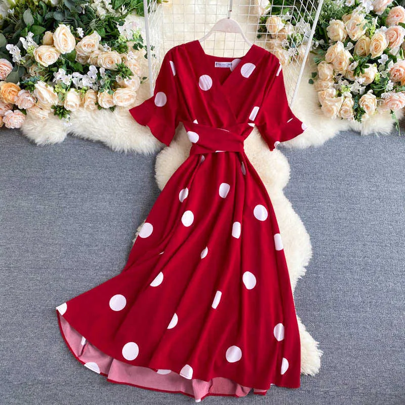 10 färg sommar röd v nacke kortärmad bandage midja polka dot klänning kvinnor flare ärm mode kläder elegant vestido 210610