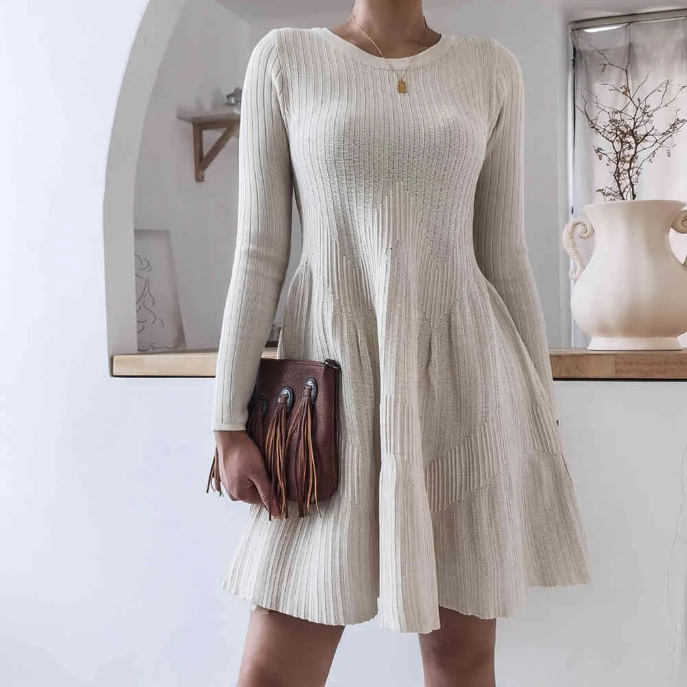 golden hour linen dress Trendy, Chic Women's Clothing Boutique Golden Hour Maxi Dress for Women, Pearl Color, Satin Fabric, Hand Wash, 95% Polyester, 5% Spandex Lane 201