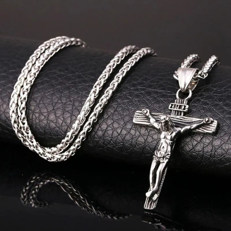 Collares colgantes Moda y dulce Cruz Colgante con collar de cadena Regalos de joyería para hombres Jesús religioso
