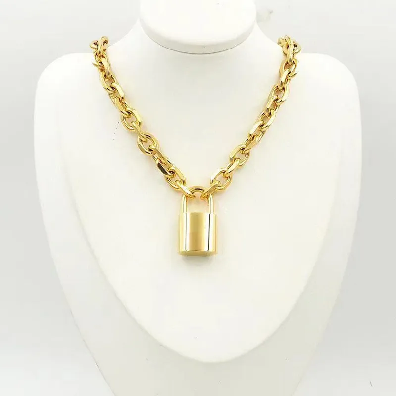 2021 Designer de luxo colar jóias colares de ouro para mulheres na moda titânio aço amor bloqueio cabeça mens moda grossa cadeia não al220m