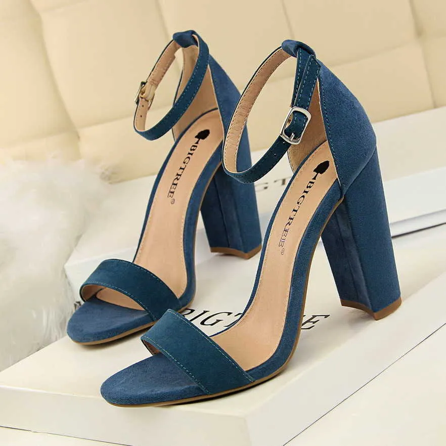 Bigtree Shoes Women Heels Sexy Women Shoes High Heel Plus Size Women Pumps Wedding Shoes Ladies Classic Sandals Chaussure Femme Y0611