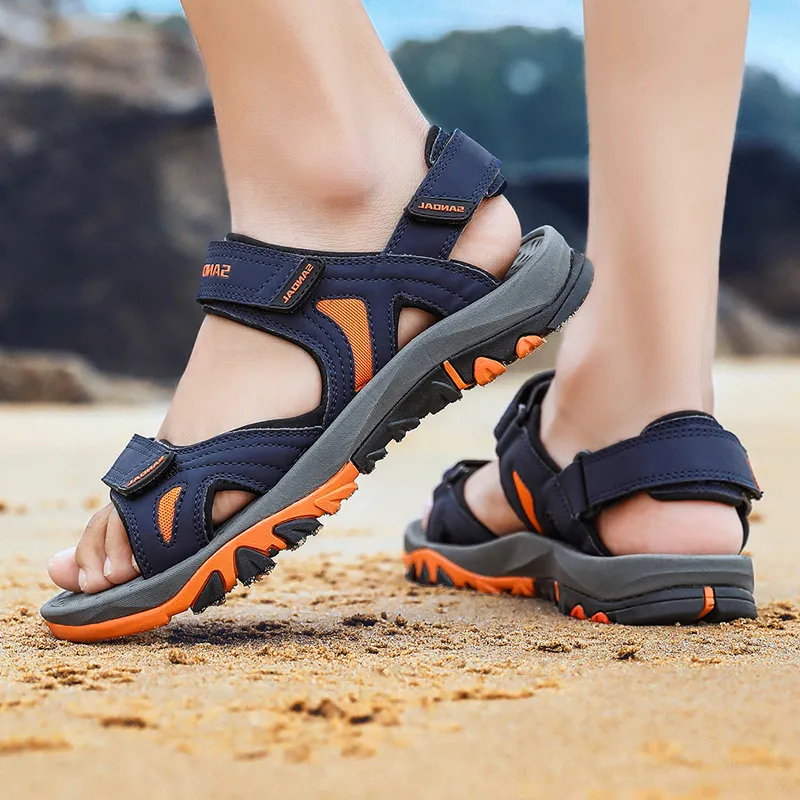 top vente hommes femmes entraîneur sport grande taille sandales transfrontalières chaussures de plage d'été sandale décontractée pantoufles jeunesse à la mode respirant mode chaussure code: 23-8816-1
