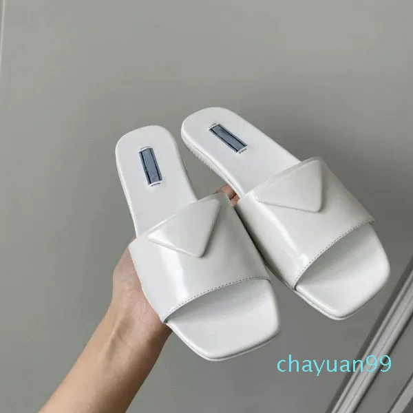 Mulher Designers Triângulo Botão Sandálias Borda Aberta Beads Chinelos Mulheres Flat Flat Flip Flop tamanho 35-41 com caixa 2021