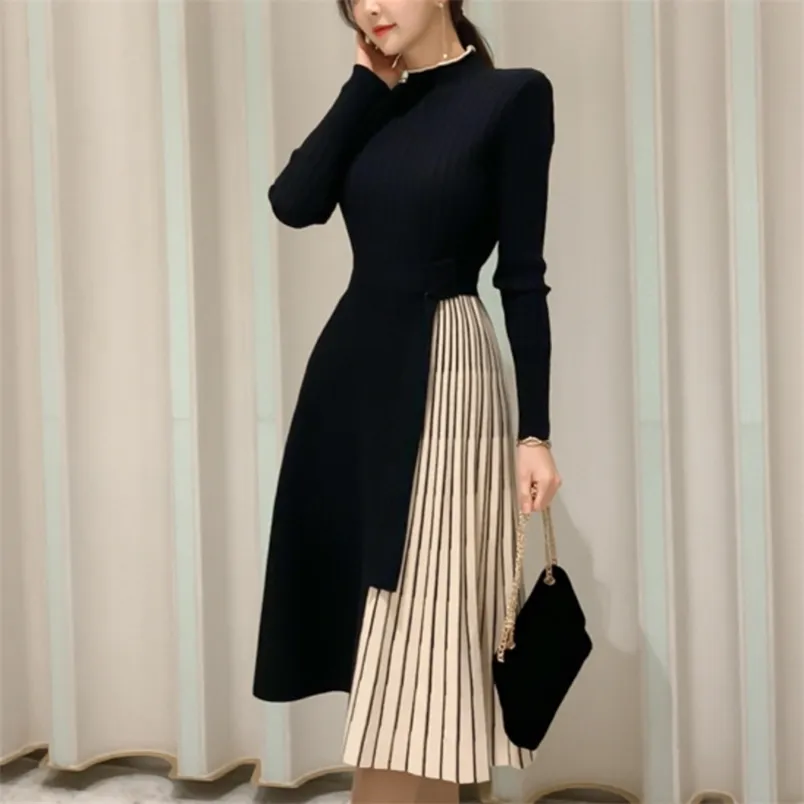 Autumn Winter Women Fashion Stitching Stripe Pleated Sweater Dress Elegant Long Sleeve OL Midi Knitted Runway Vestidos Robe 210514