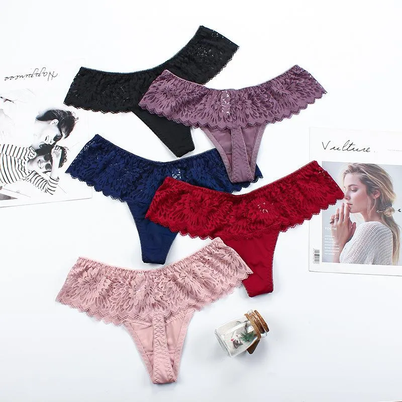 Kadın Panties 3 PCS Paket Seksi Kadın Dantel Çiçekler Düşük Bel İçi Boş Çıkış Kız Kadın Kılavuzları G-String Thongs276g