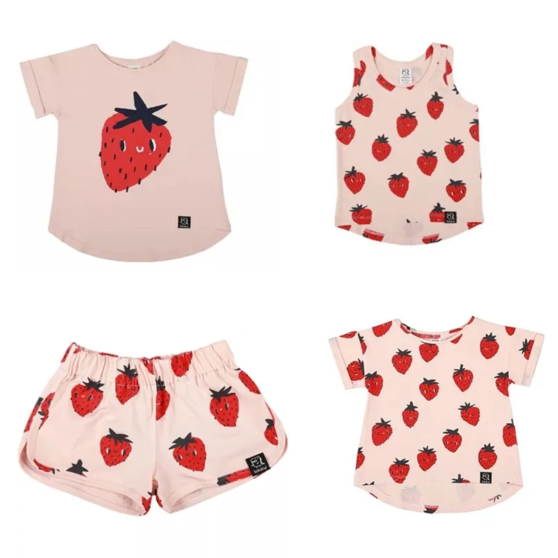 T-shirt estiva per neonato/bambina Polonia Ins che vende modello di fragola Abbigliamento per bambini T-shirt per bambini di design di marca 210619