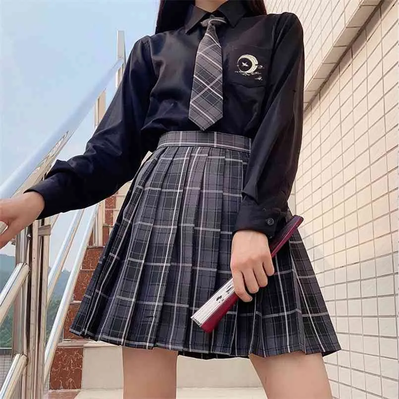 Black Gothic Pleated Skirts Women Japanese School Uniform High Waist Sexy Cute Mini Plaid Skirt JK Students Clothes 210708