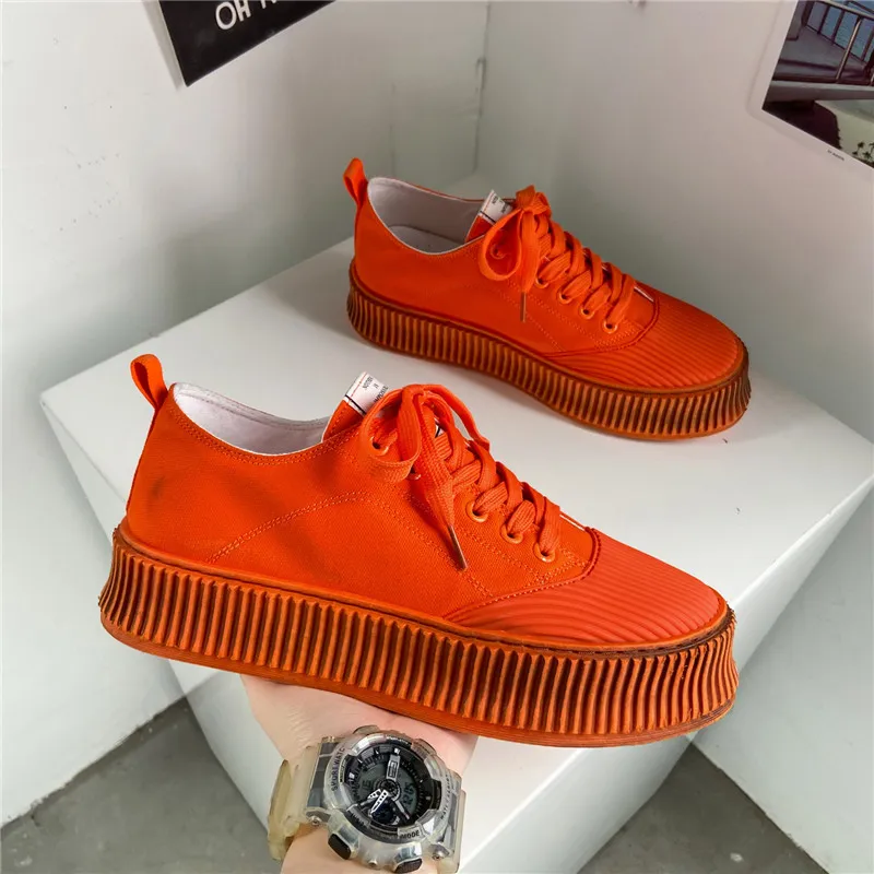 Homens originais Hotsale Feminino Correndo Tênis Respirável e Leve Treinadores Luxurys Designers Sports Sneakers