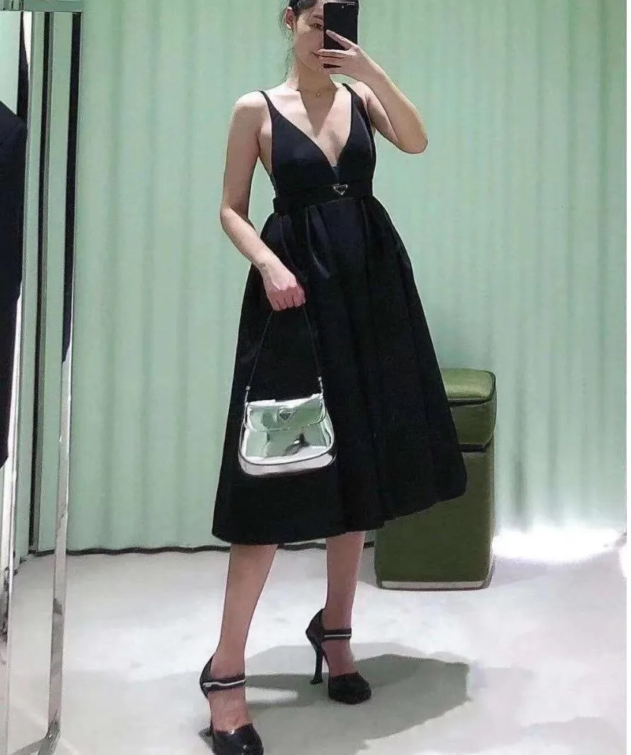 2022 Fashion Sexy Party Dress Re-nylon Style Puffer Gonne Design retrattile Abito da ballo Bretella Abiti longuette con triangolo rovesciato S
