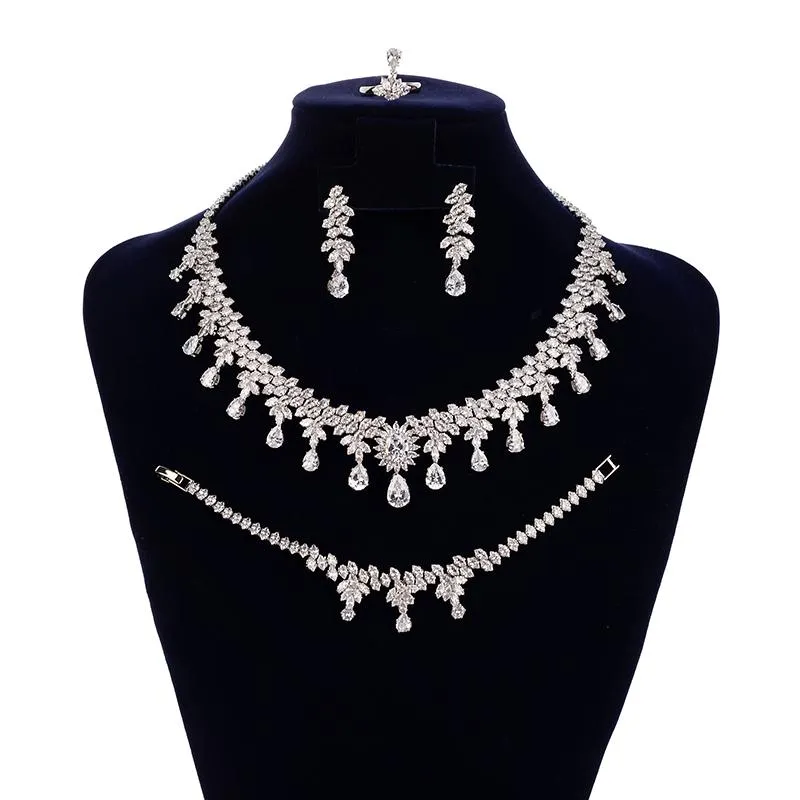 Earrings & Necklace Jewelry Set HADIYANA Fashion Shiny Bracelet Ring Women's Accessories BN7898 Parure Bijoux Femme