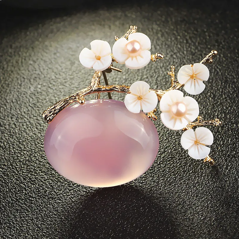 FARLENA bijoux conception Unique broche en pierre de cristal rose fleur de prunier avec coquille naturelle broches élégantes en perles d'eau douce