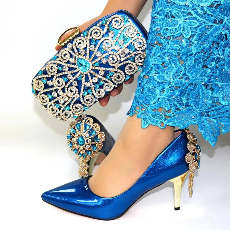 Sandales à talons hauts pour femmes italiennes de couleur bleue et ensemble de sacs assortis pour chaussures africaines de fête assorties à la robe