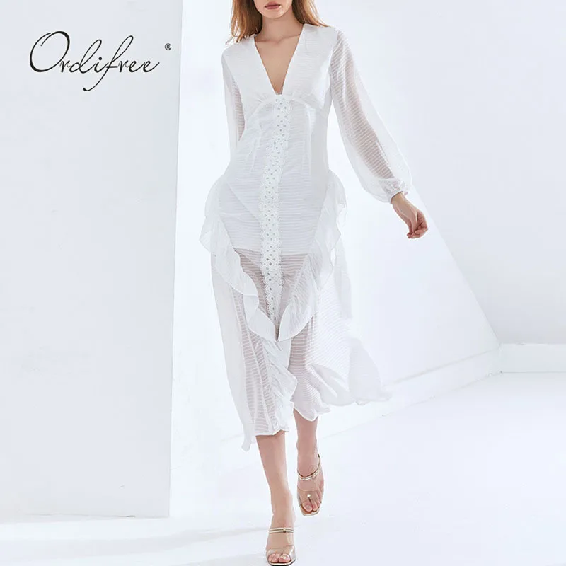 Été Femmes Blanc Manches Longues Voir à Travers Volants Dentelle Crochet Sexy Plage Vacances Maxi Robe Grand XXXL 210415