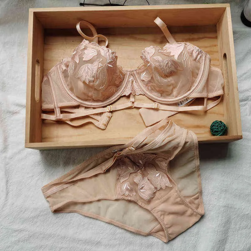 Nxy sexy setultra- dun transparant mesh floral borduurwerk beha en slipje set ondergoed met stenen vrouwen sexy Frans ongevoerd lingerie 1127