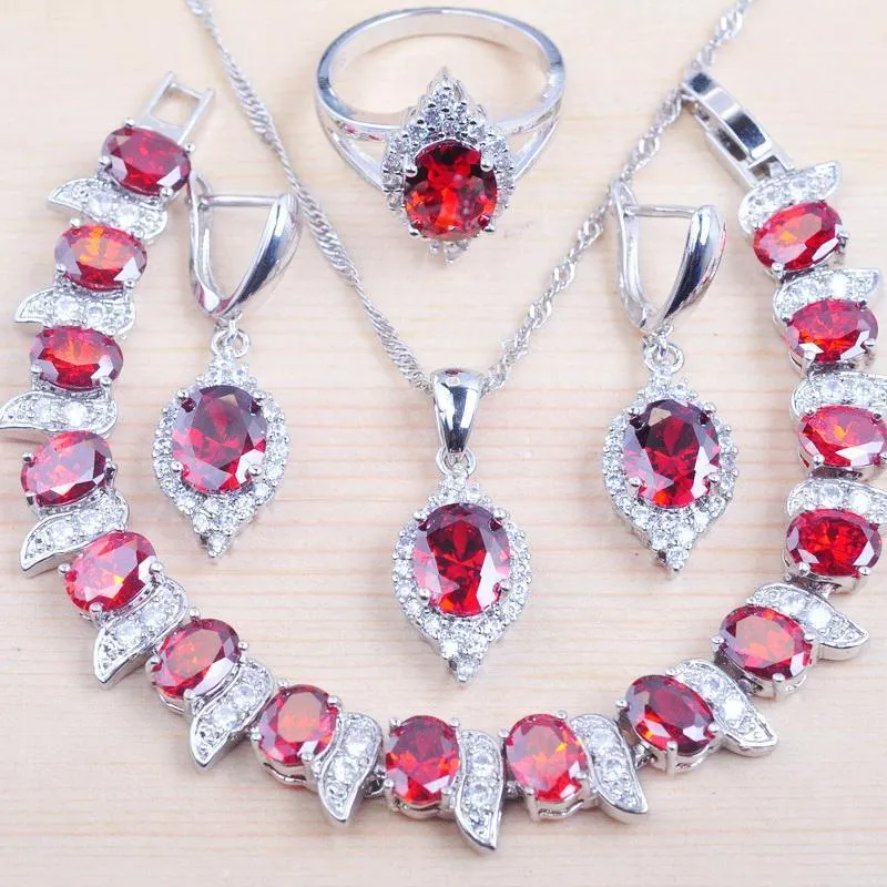 Örhängen Halsband Röd Sten Zirconia Silver Färg för Kvinnor Smycken Ställer Armband Hängsmycke Ring QS0513