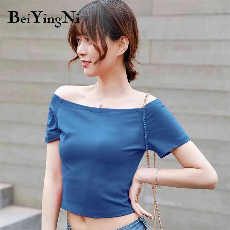 Sexig Skinny Slash Neck T-shirt Kvinnor Bomull Chic Beskuren T-shirt Ladies Casual Koreanska Sommar Sköt Toppar Kvinna Kläder 210506