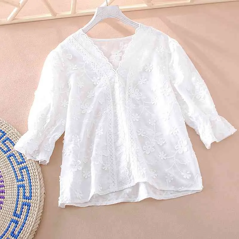 VANOVICH Blouses and Tops Female V-neck Hollow Embroidered Summer Cotton Three Quarter Sleeve Sunscreen Women Clothing 210615