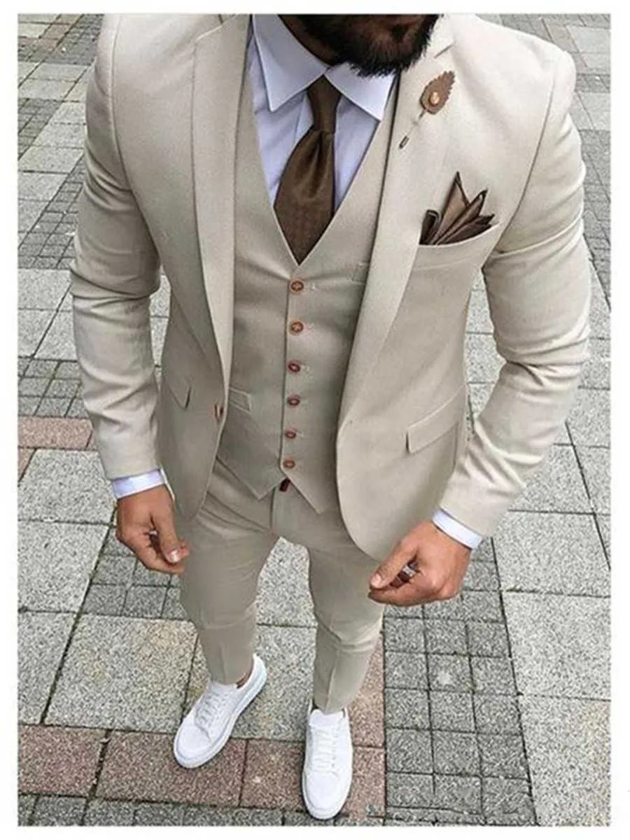 Nuovo arrivo One Button Groomsmen Notch Risvolto Smoking dello sposo Abiti da uomo Wedding / Prom Best Blazer (Jacket + Pants + Vest + Tie) C205 X0909