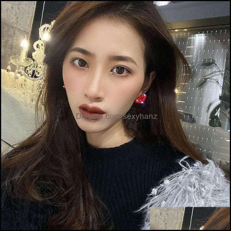 S2544 Fashion Jewelry Red Lips Earrings Nightclub Rhinstone Lip Stud Earrings