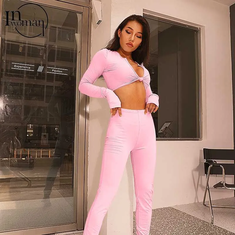 Inwoman Sexy 2 Två Piece Set Kvinnor Klubb Rosa Outfits Ruched Långärmad Besked Top Stacked Pants Leggings Kvinnor Matchande Sats 2021 Y0625