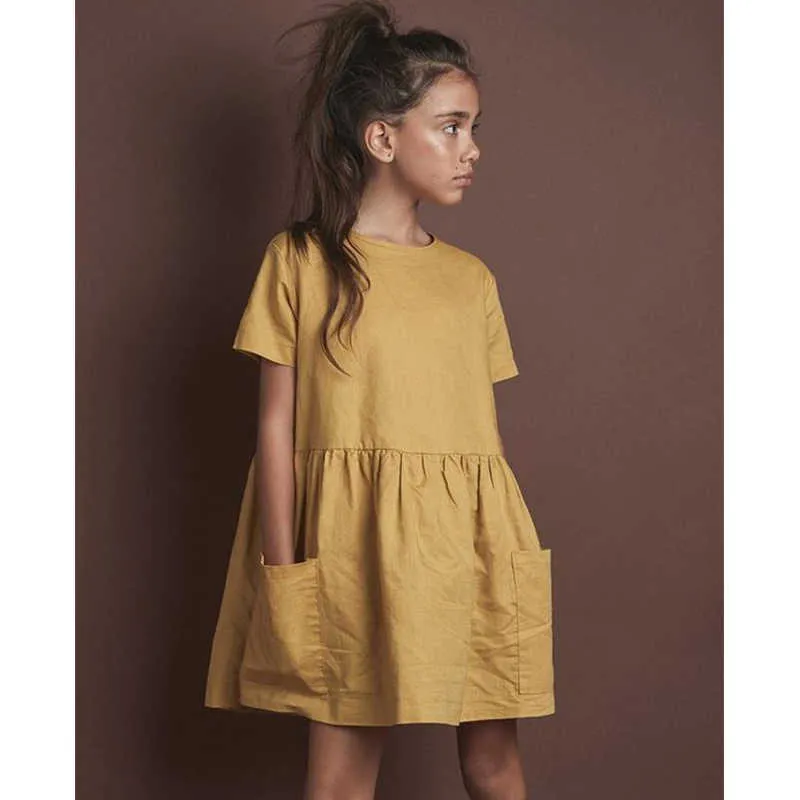 2021 Mode Coton Lin Summer Girl Robe Jaune Casual Manches courtes Enfants Robe de vacances avec poches TZ20 Q0716