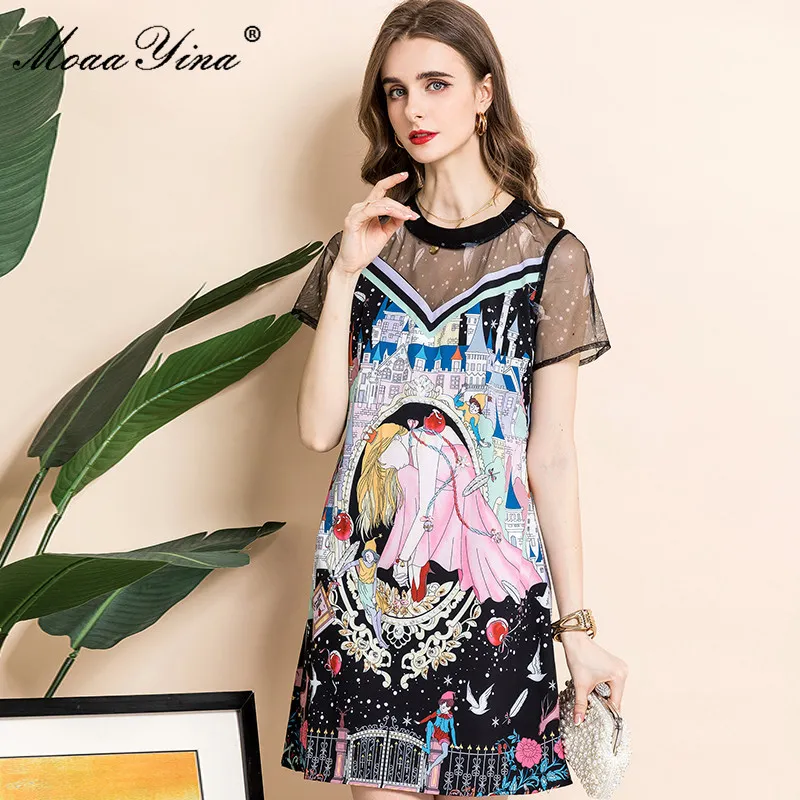 Mode Designer Summer Black Mini Dress Kvinnors O Neck Mesh Splicing Kortärmad Printed Vintage Party 210524