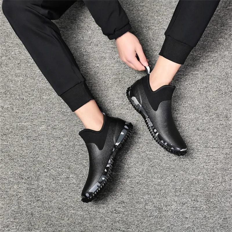 Chaussures imperméables en caoutchouc pour hommes bottes de pluie en néoprène imperméable antidérapantes sans lacet résistance chaussures de pluie de jardin chaussures de travail de sécurité