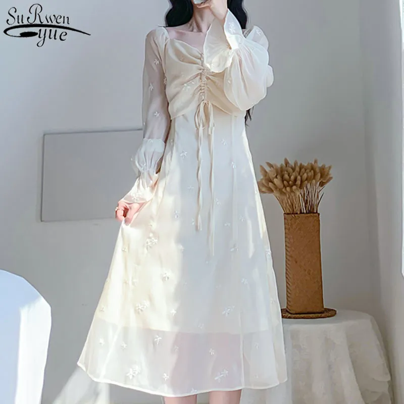 Korean Retro Gentle Women Long Dress Flare Sleeve Embroidery White Square Collar High Waist Mid-length 12912 210427